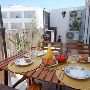 Spacious Terrace, Swimming Pool, Private Parking Apartment